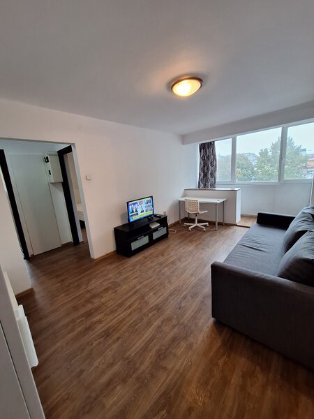 Piata Amzei, Piata Romana, Magheru, ASE, inchiriere apartament 3 camere